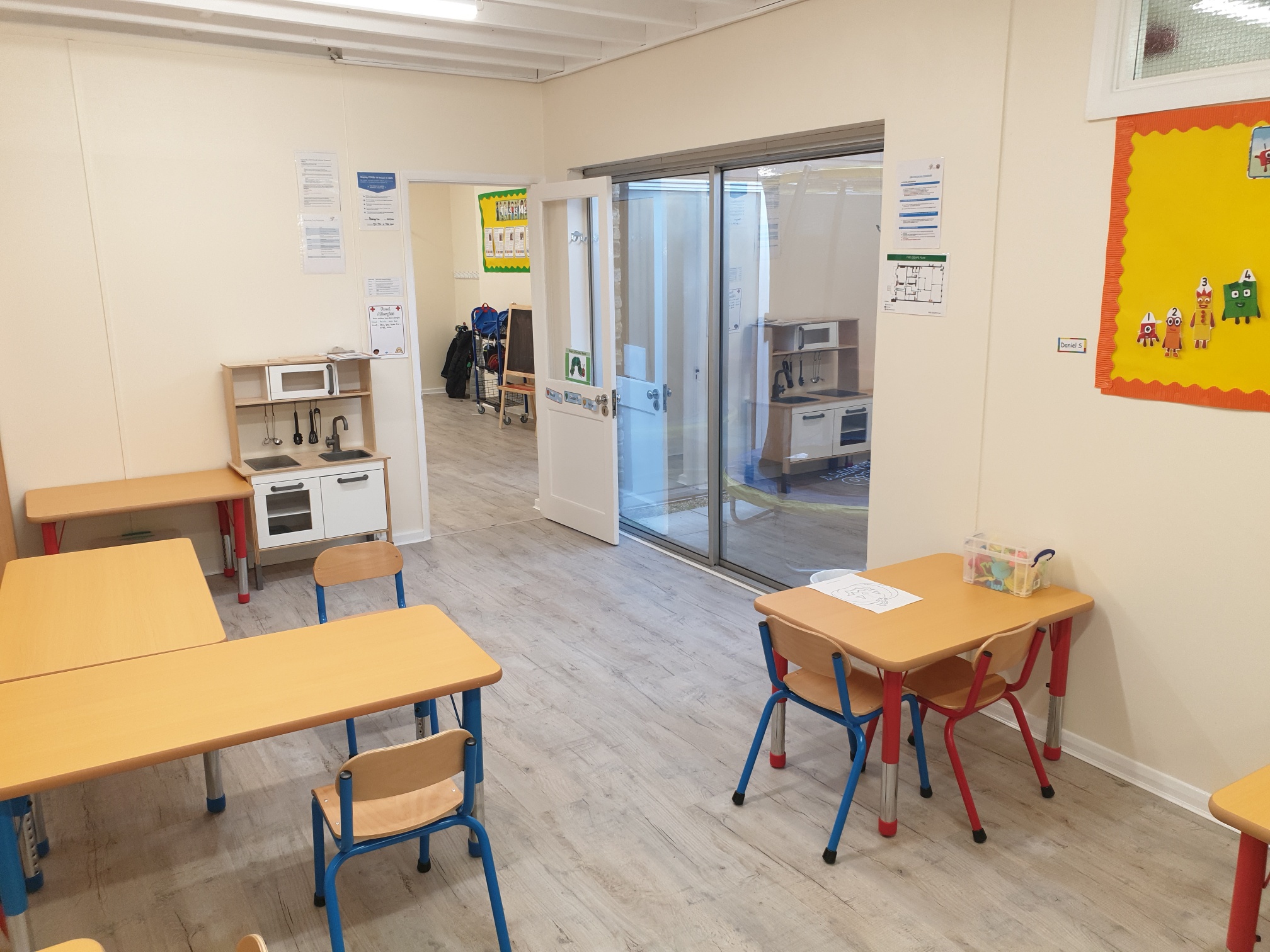 Primary School Blooming Tree Specialist Primary Schools